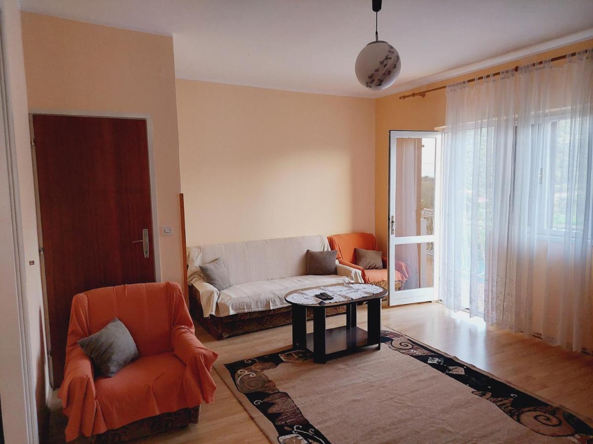 Apartman Stipe Гребащиця Екстер'єр фото