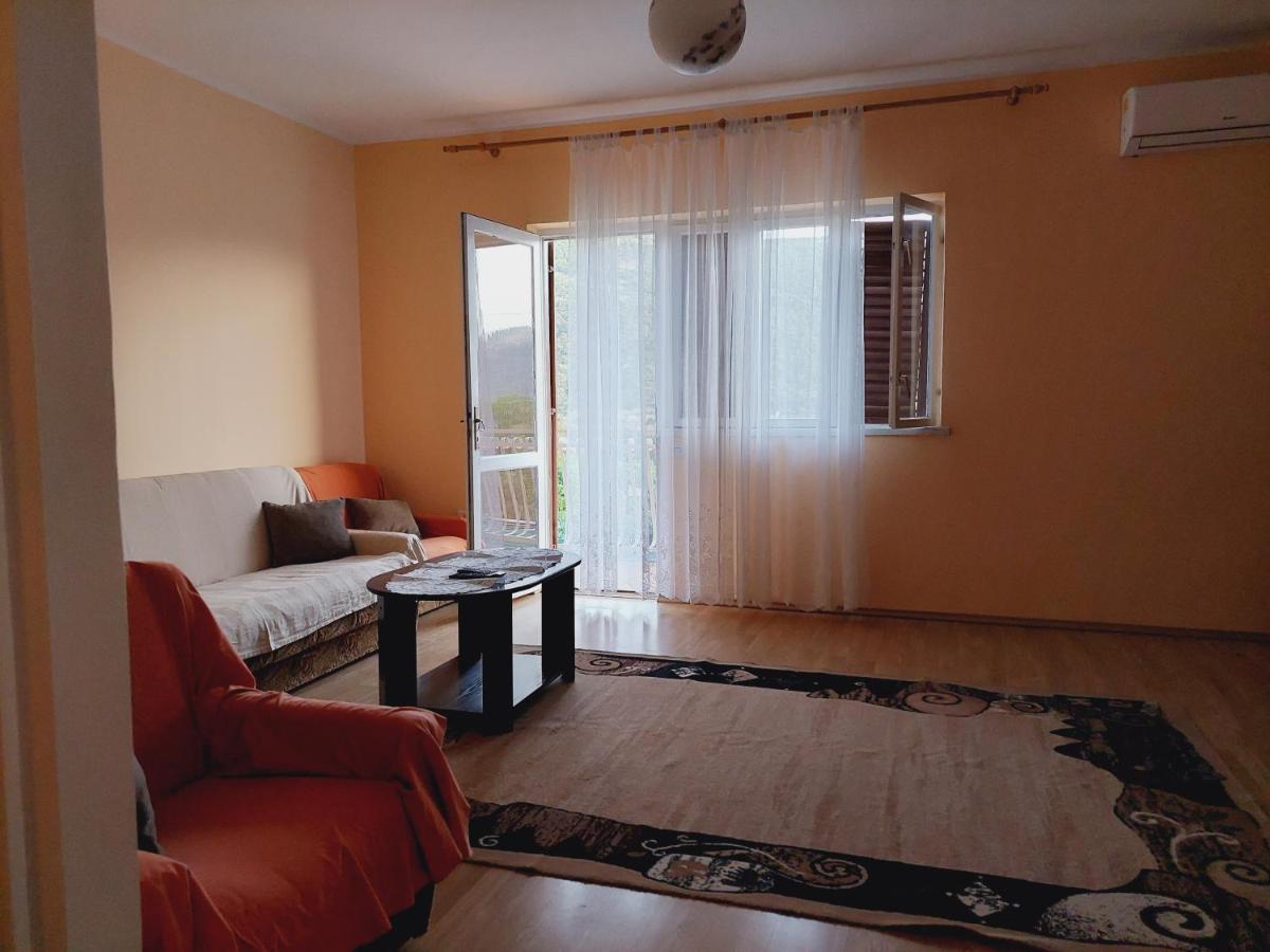 Apartman Stipe Гребащиця Екстер'єр фото