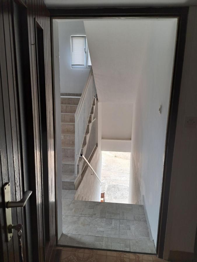 Apartman Stipe Гребащиця Екстер'єр фото